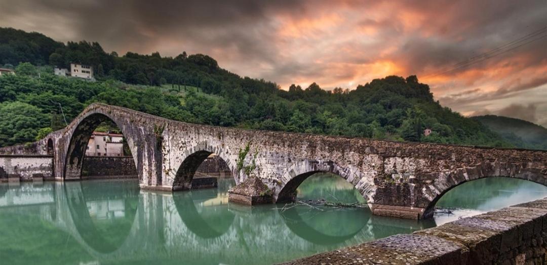 보르고 아 모짜노 Agriturismo Il Castello 빌라 외부 사진